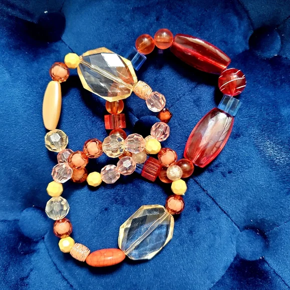 Mixed shape costume bracelet - Picture 2 of 3